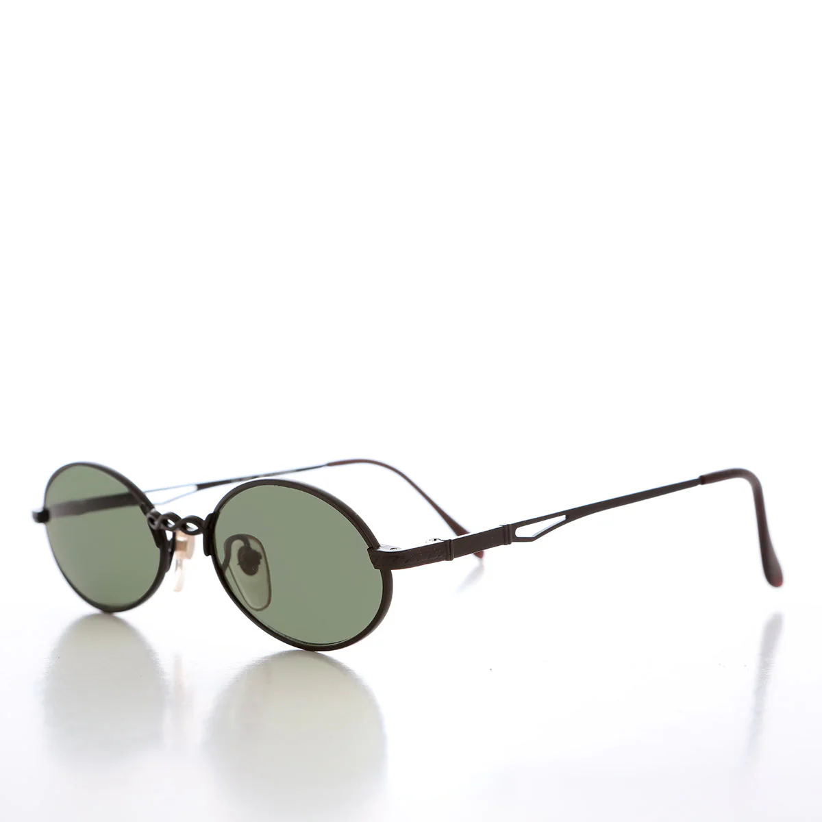 90s Fancy Oval Sunglasses - Fairburn - Image 4