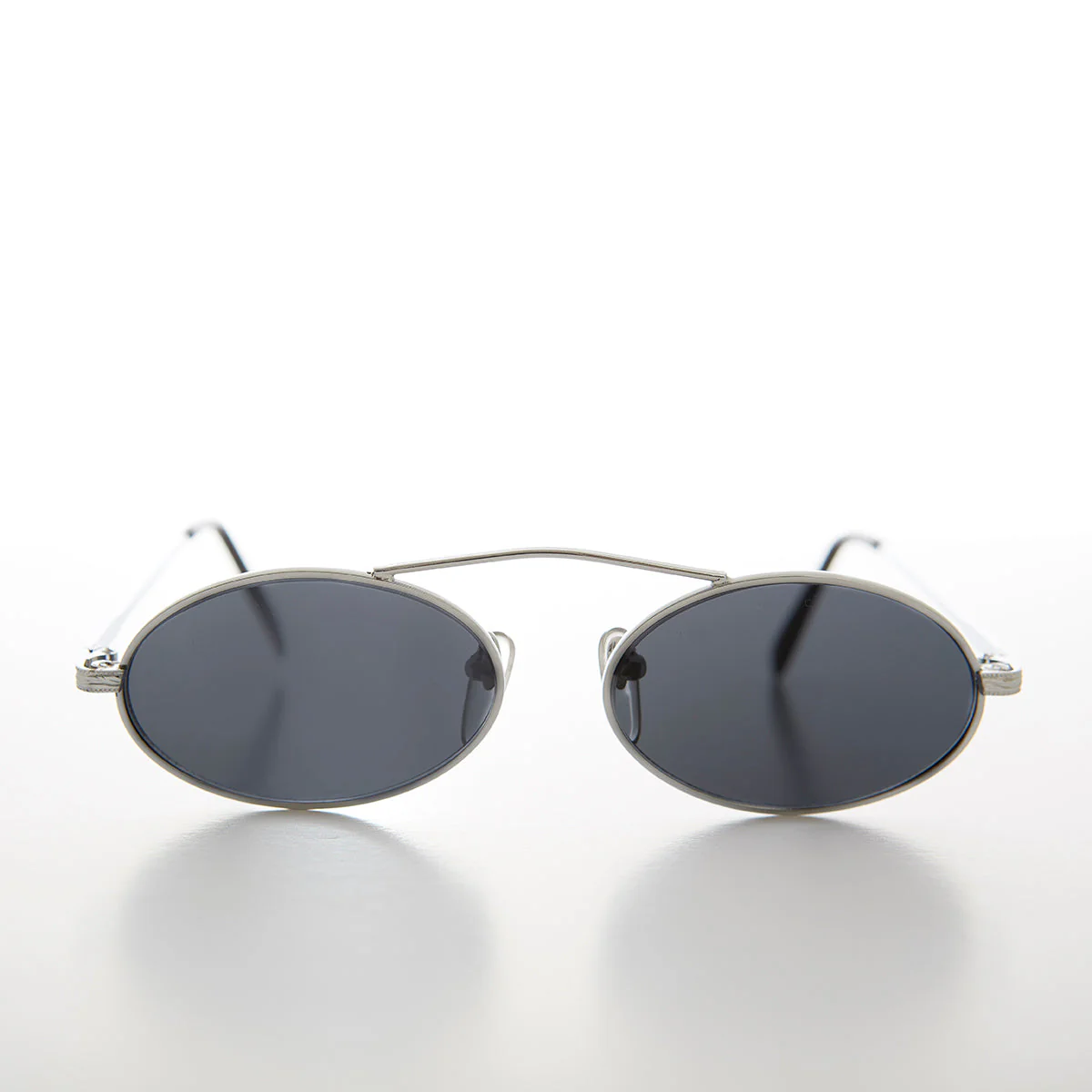 90s Oval Metal Aviator Sunglass with Floating Cross Bar - Avery - Image 3
