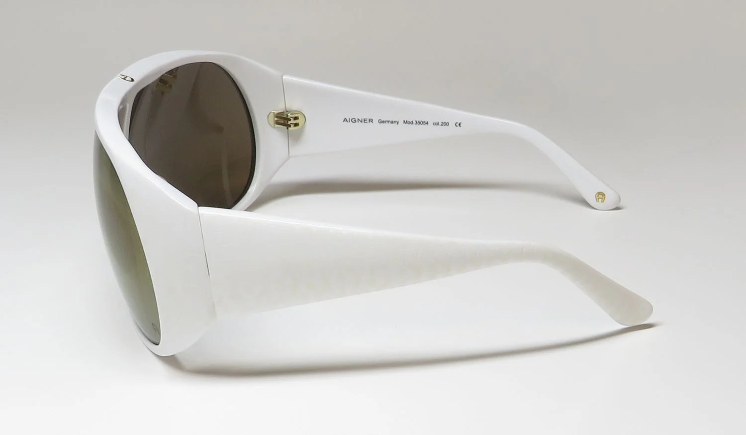 Aigner 35054 Sunglasses - Image 4