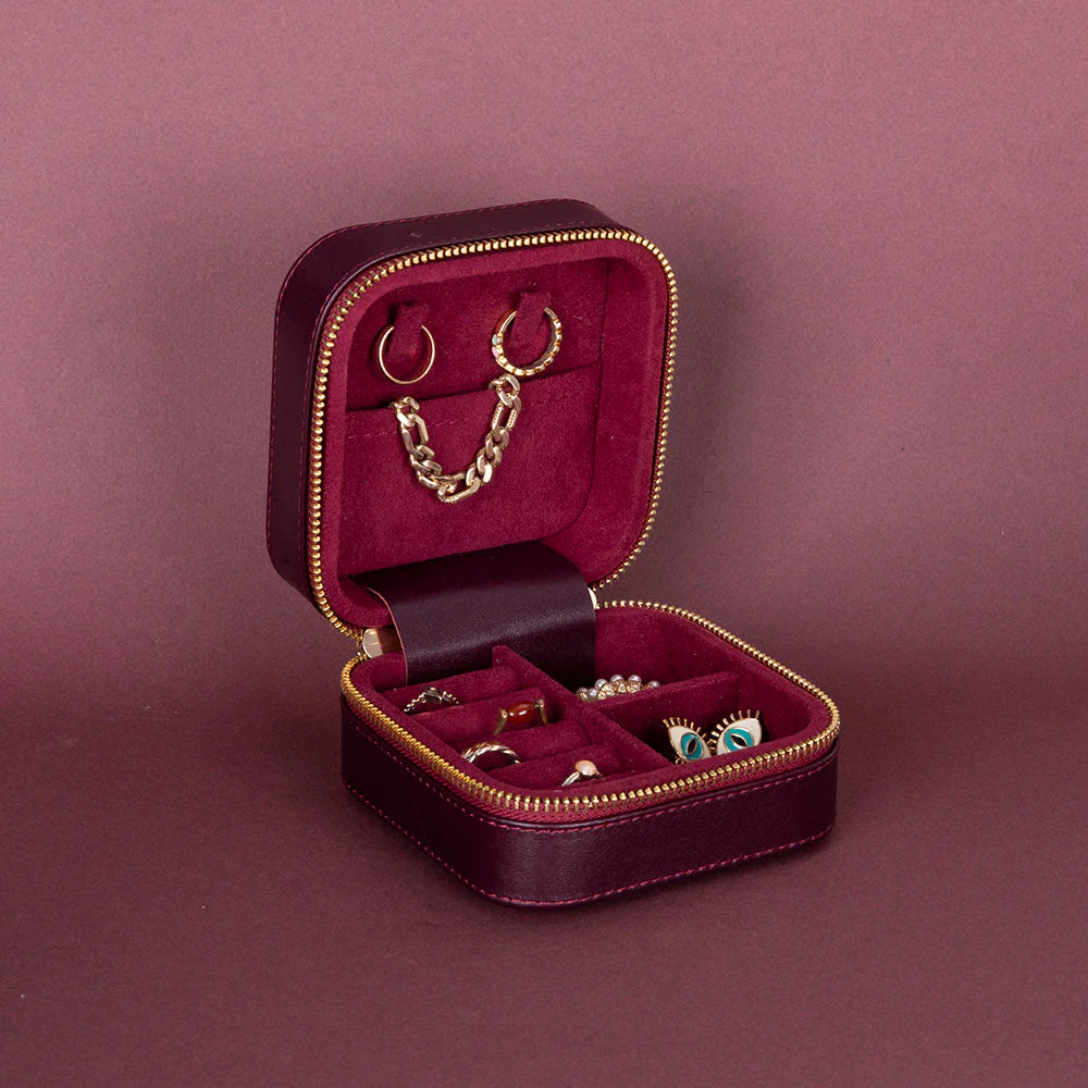 Amanda Leather Jewelry Box, Medium - Image 113