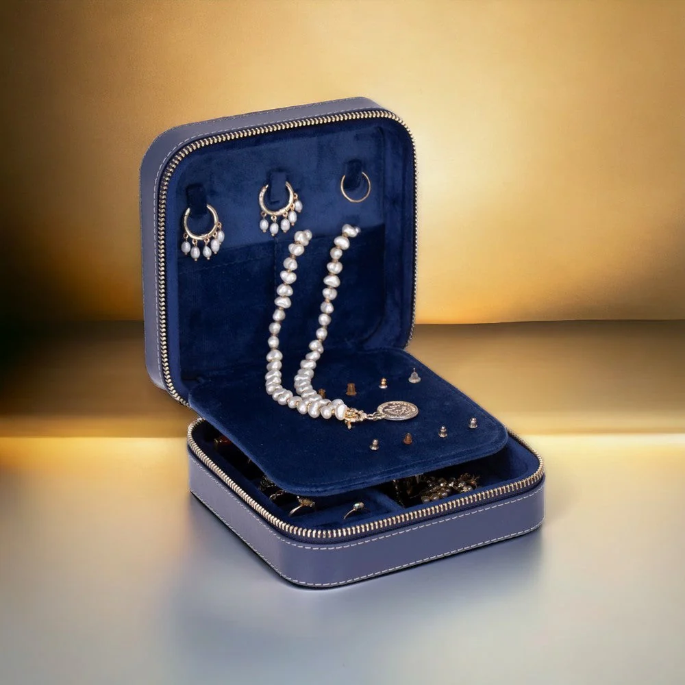 Amanda Leather Jewelry Box, Medium - Image 18