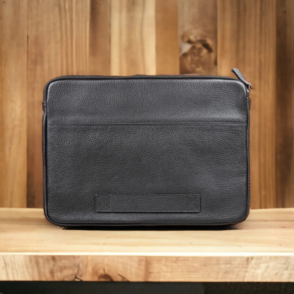 Awe Slim Leather Laptop / Tablet Bag - Image 28