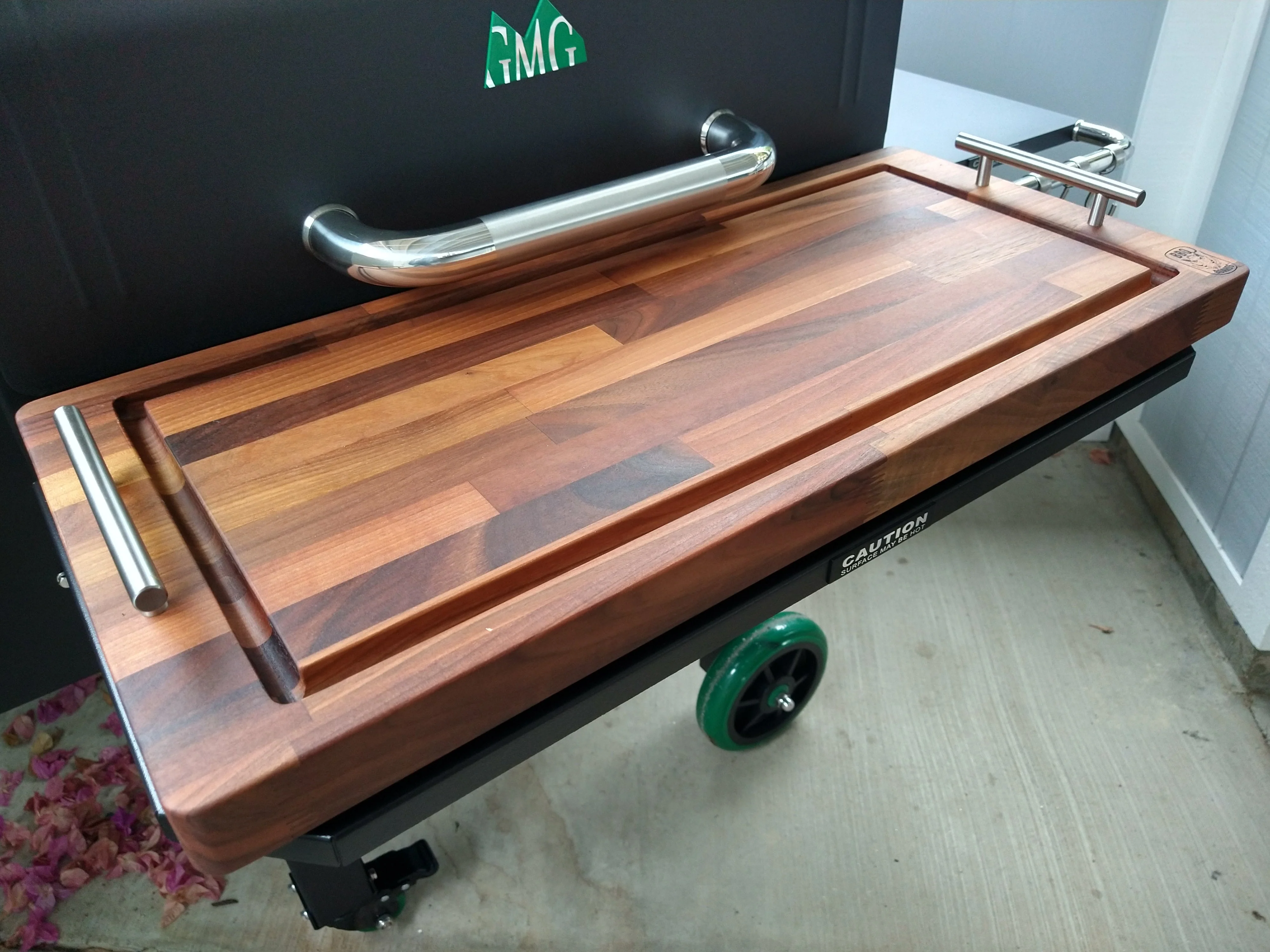 BBQ Boards®, GMG Daniel Boone/Ledge Front Board - Image 4