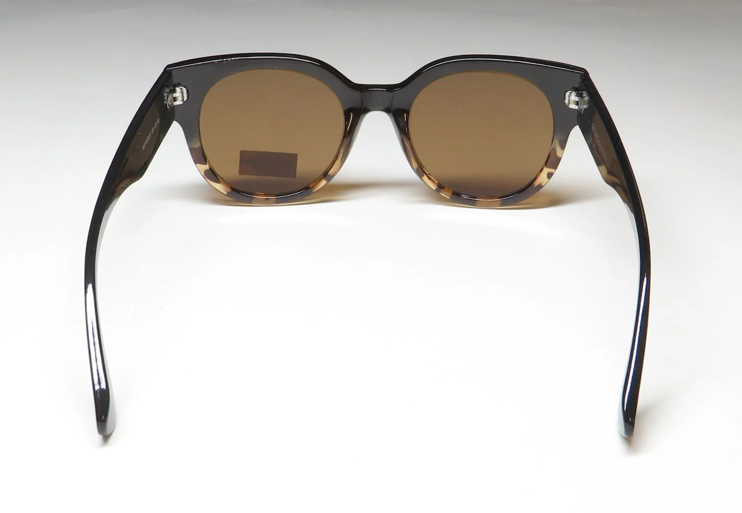 BCBG Bcbgeneration 1033 Sunglasses - Image 23