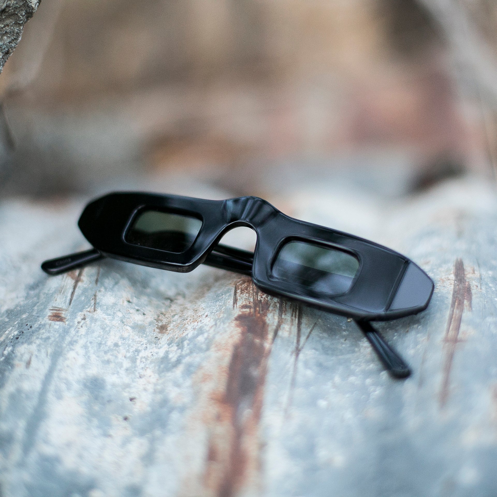 Black Polarized Steampunk Sunglass - Hitomi - Image 3