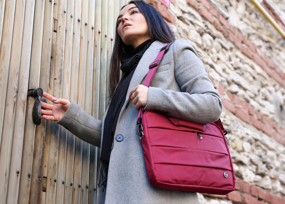Canyon Case Notebook Bag - Image 23