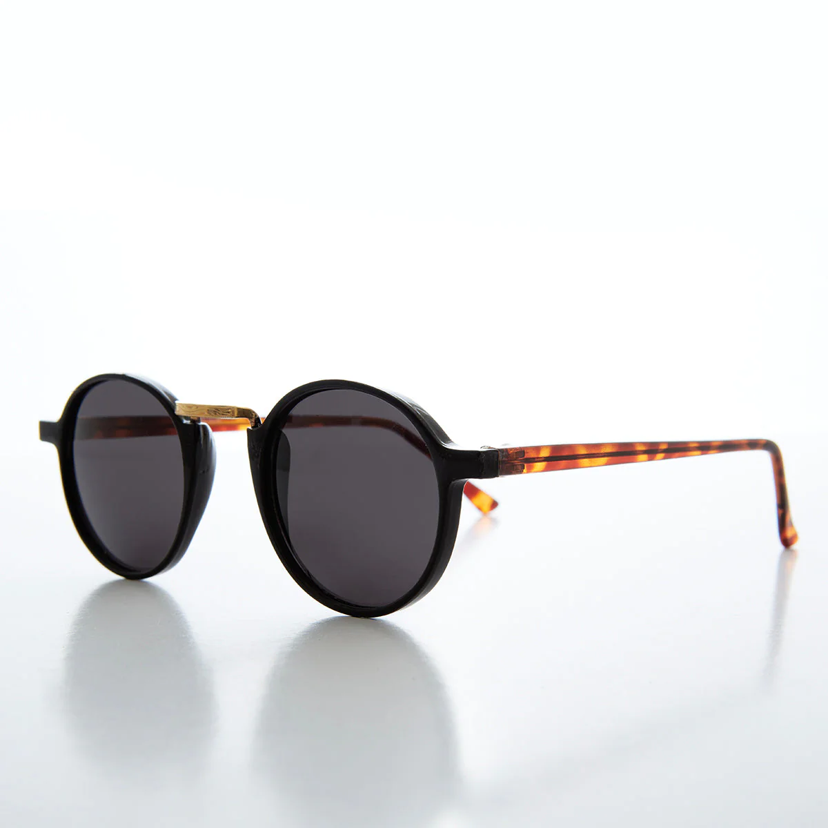 Classic Round Vintage Sunglasses - Brook - Image 6