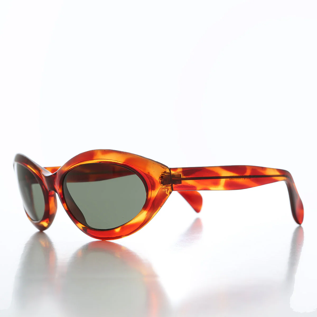 Curved Cat Eye Vintage Sunglasses - Fagan - Image 6