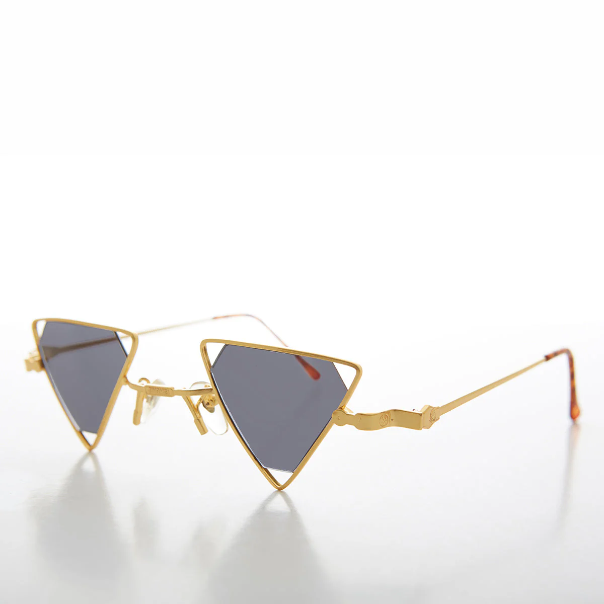 Diamond Lens Vintage 90s Sunglass - Utopia - Image 2