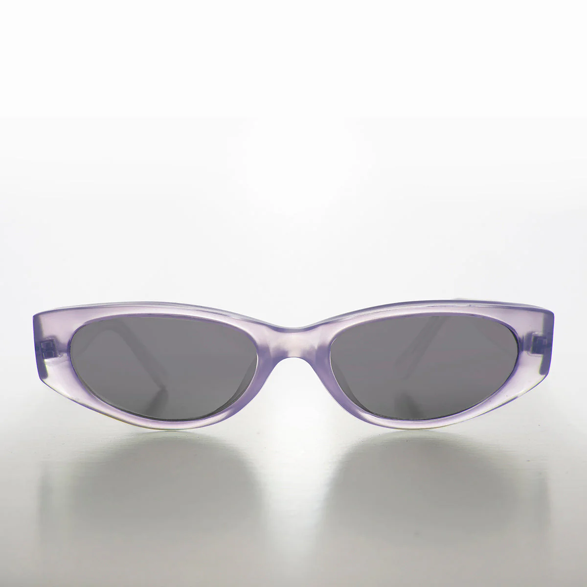 Edgy Rectangular Iridescent Vintage Sunglass - Kaile