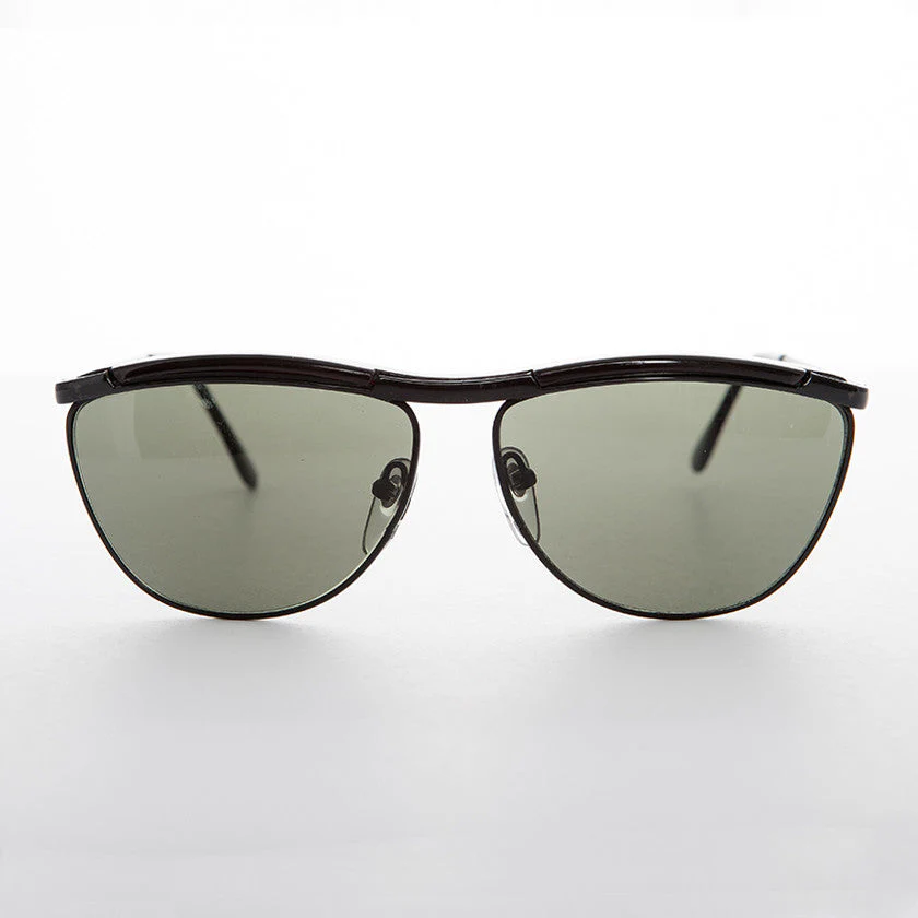 Elegant Sunglass with Rare Brow Bar Design - Fletcher - Image 5