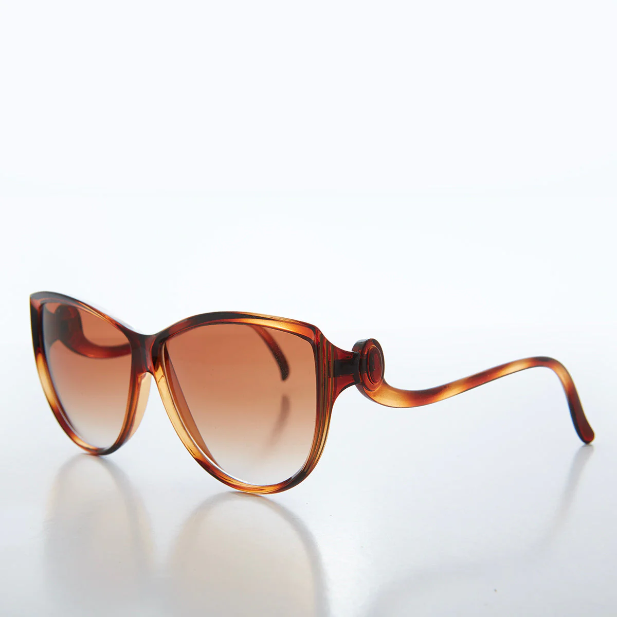 Glamorous Cat Eye Vintage Sunglasses - Nina - Image 2