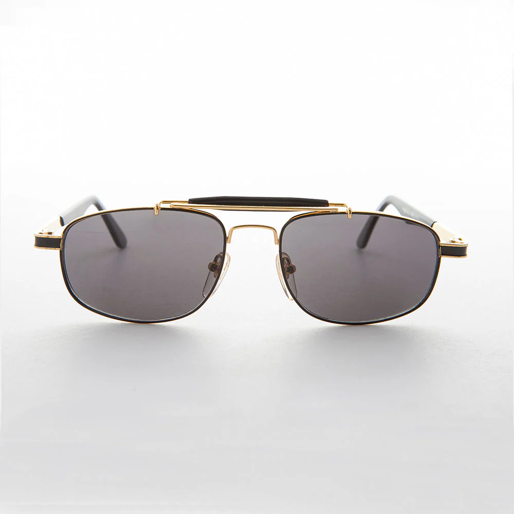 Gold 90s Vintage Pilot Sunglass - Kit - Image 3