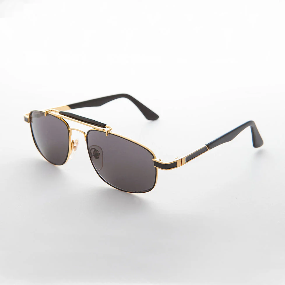 Gold 90s Vintage Pilot Sunglass - Kit - Image 4