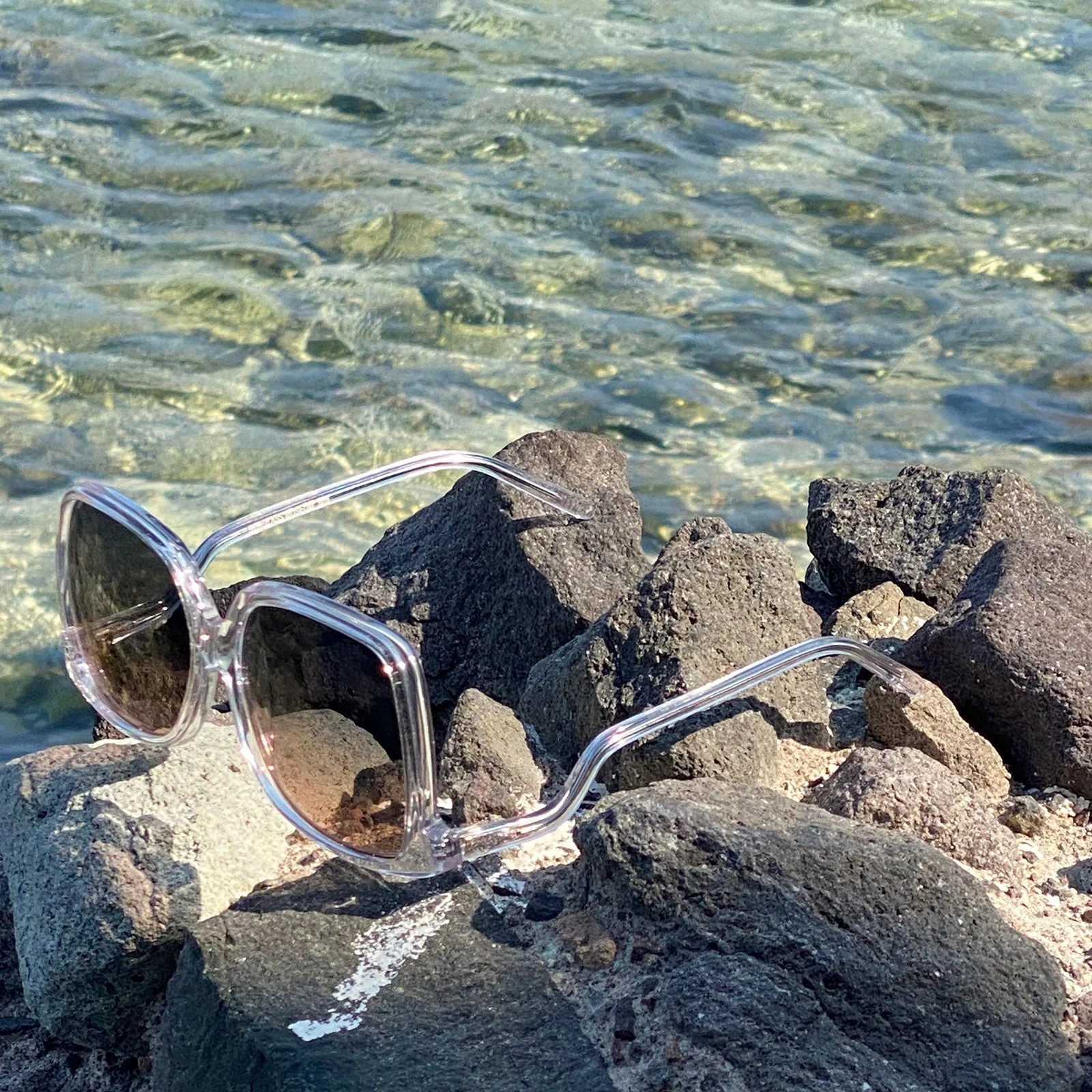Granny-Chic Polarized Oversized Sunglass - Mia - Image 5