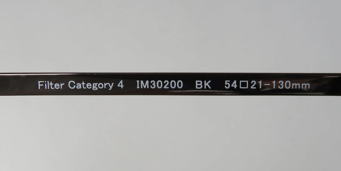 Isaac Mizrahi 30200 Sunglasses - Image 17