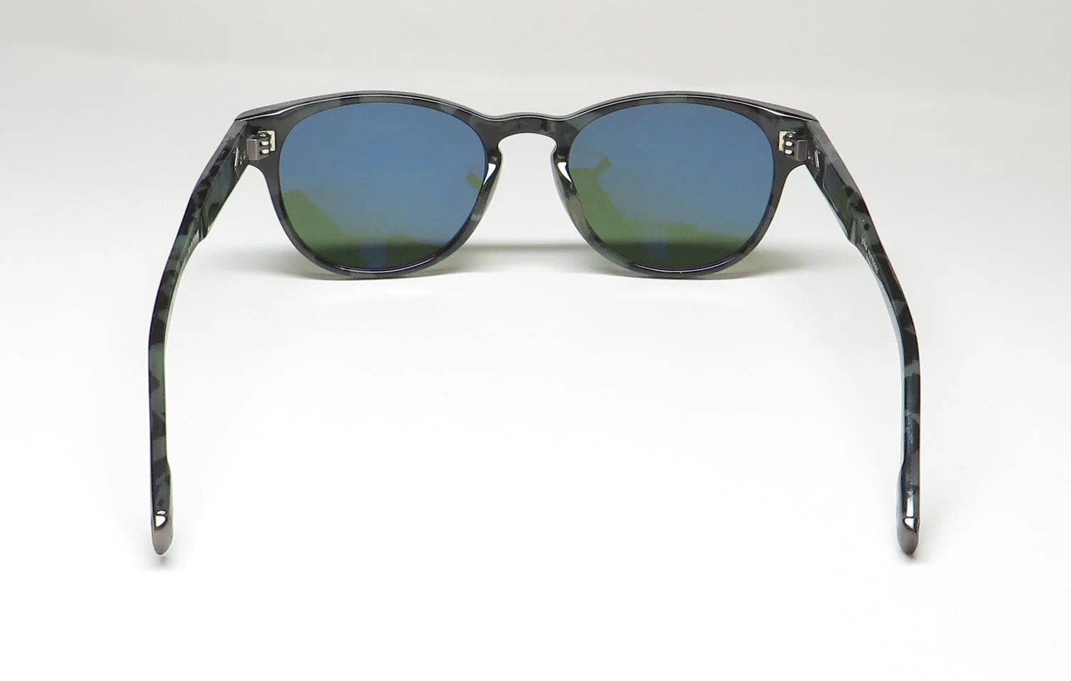 John Varvatos V532 Sunglasses - Image 5