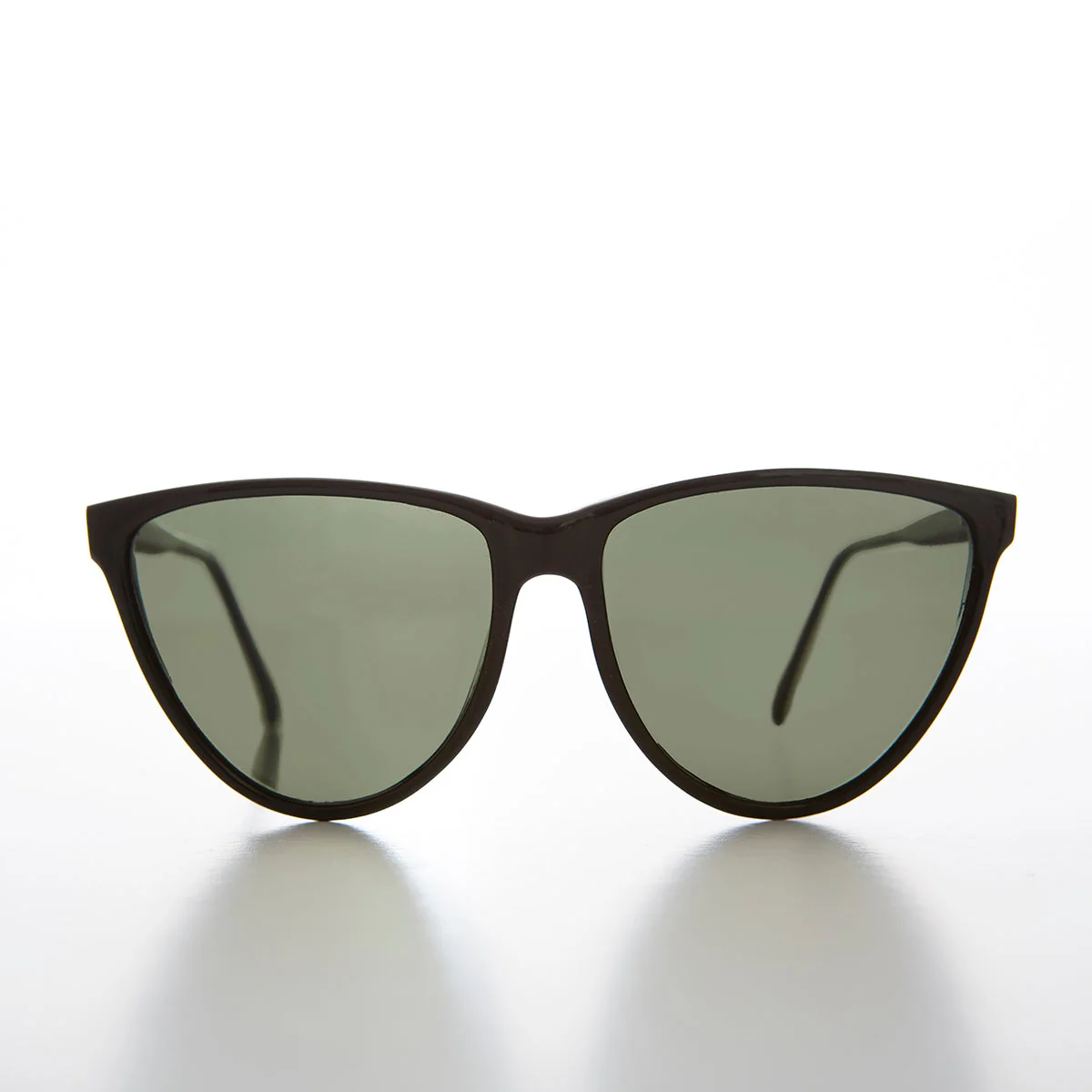 Large Unique Cat Eye Vintage Sunglass - Cecile - Image 3