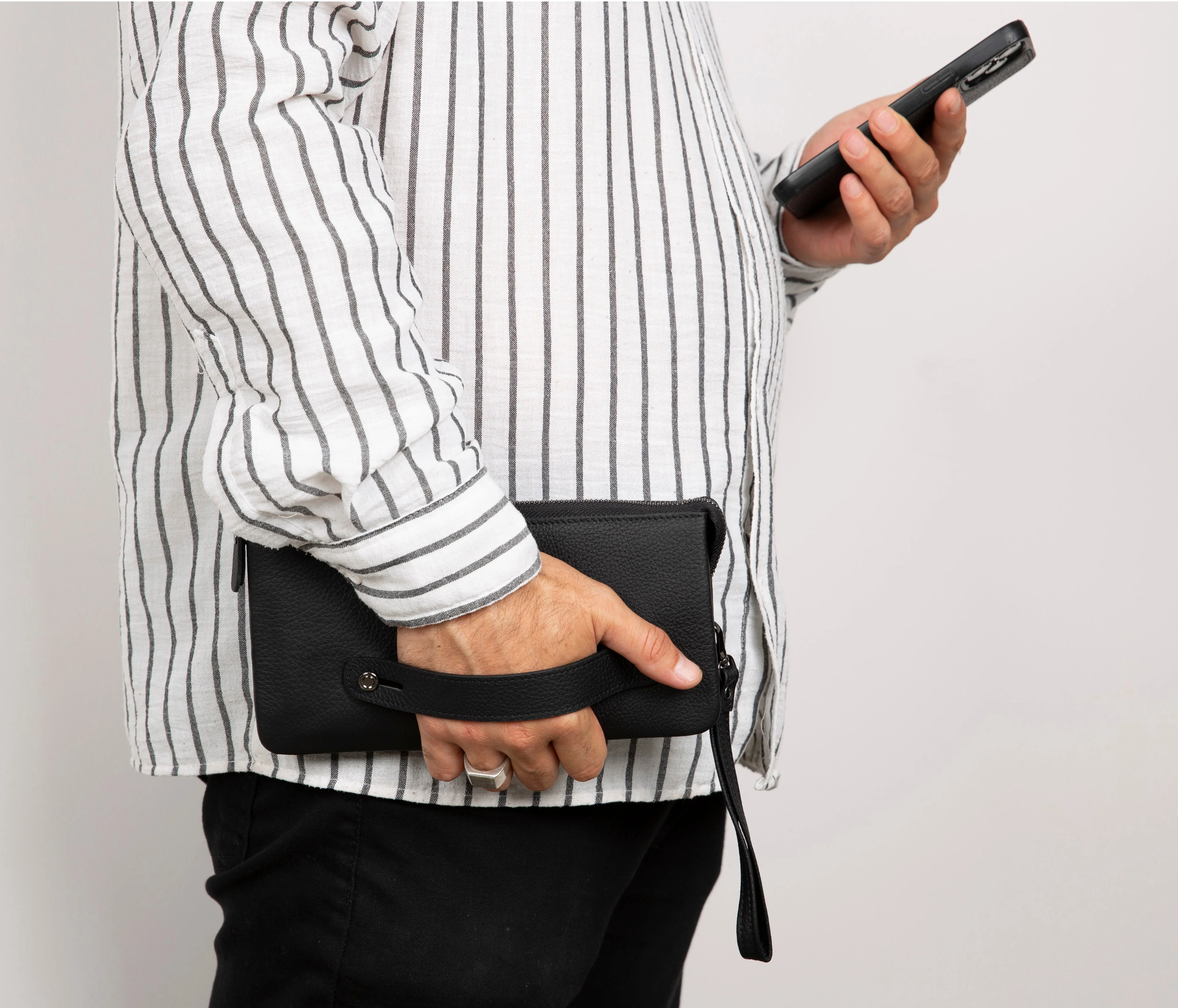 Majeste Leather Clutch Bag - Image 3