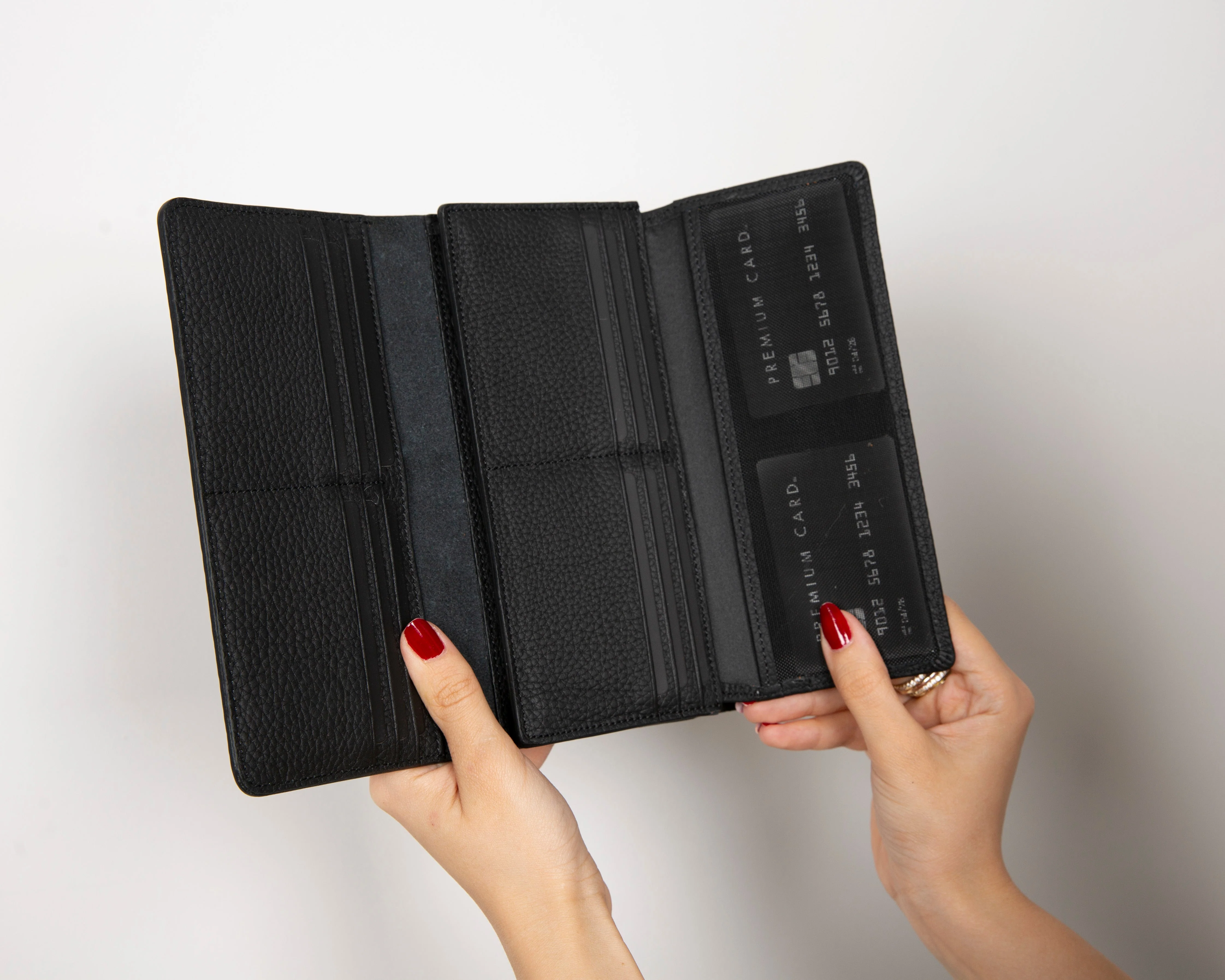 Noble Leather Women's Wallet - Image 3