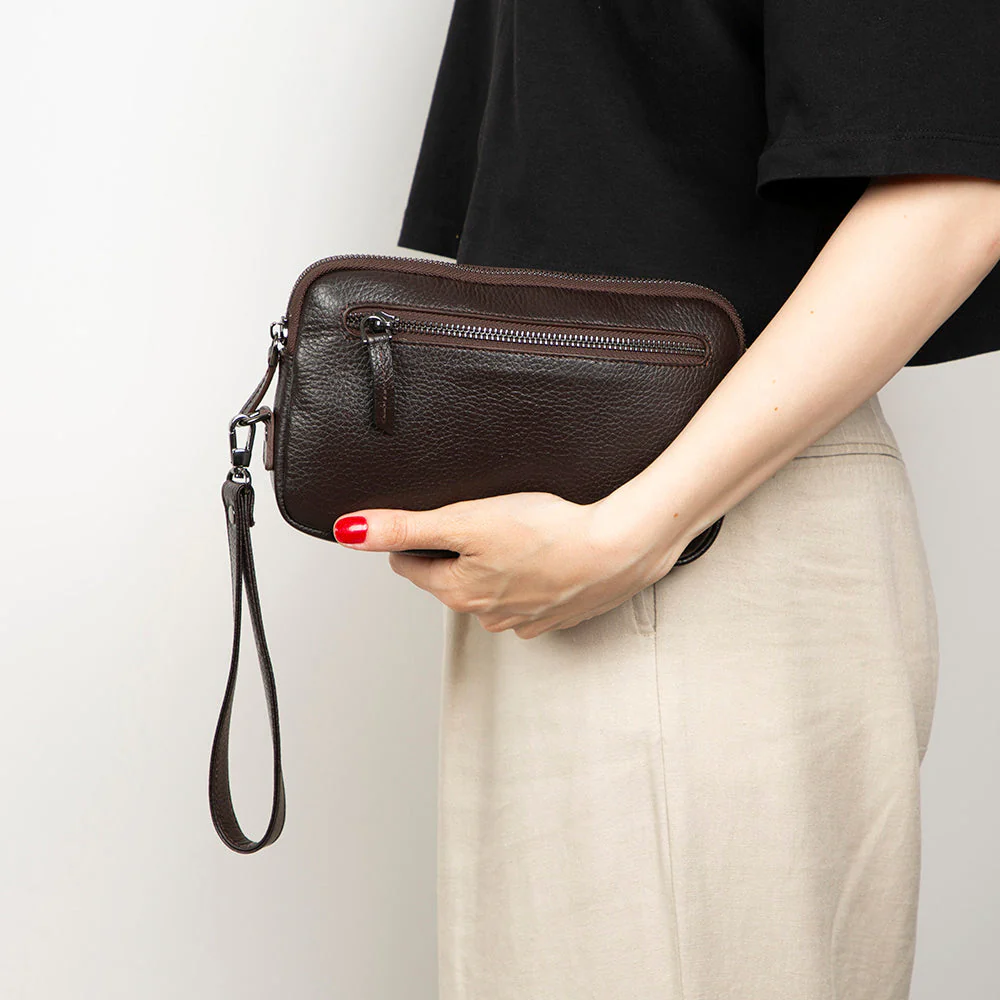 Noma Leather Clutch Bag - Image 2