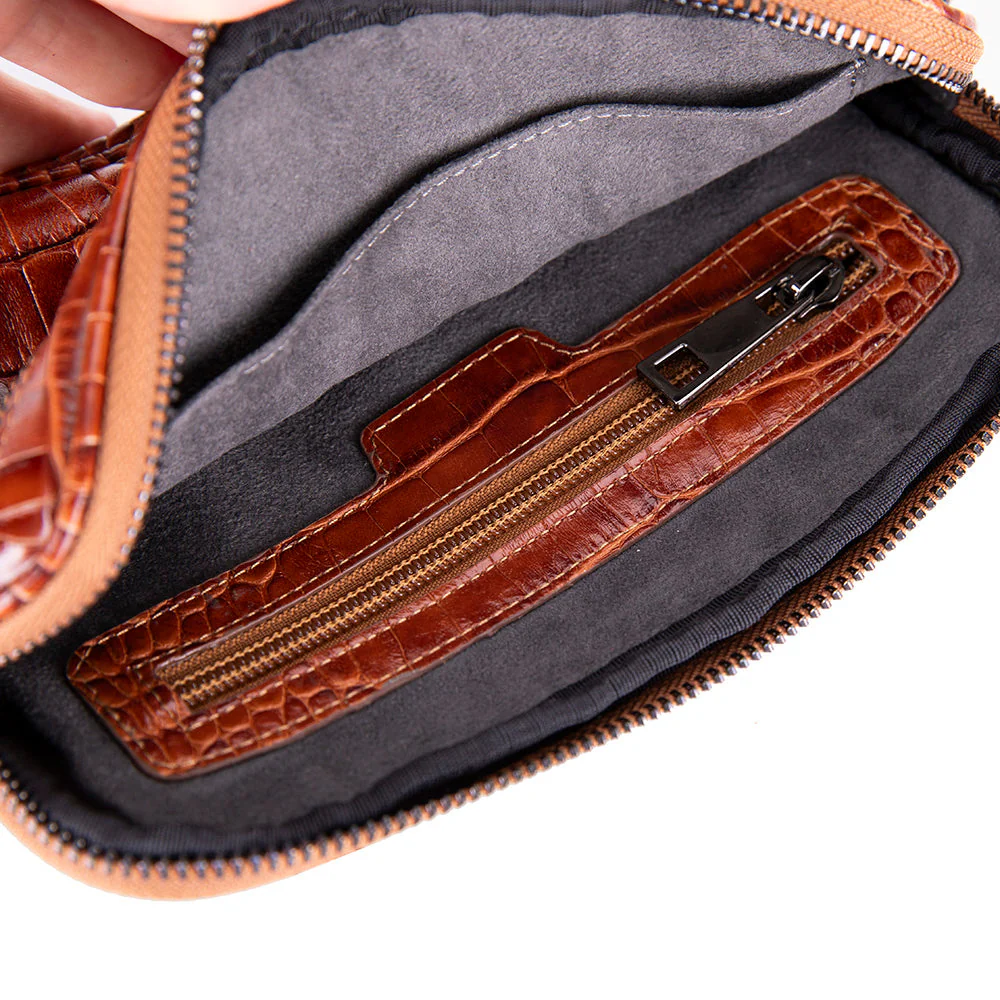 Noma Leather Clutch Bag - Image 32