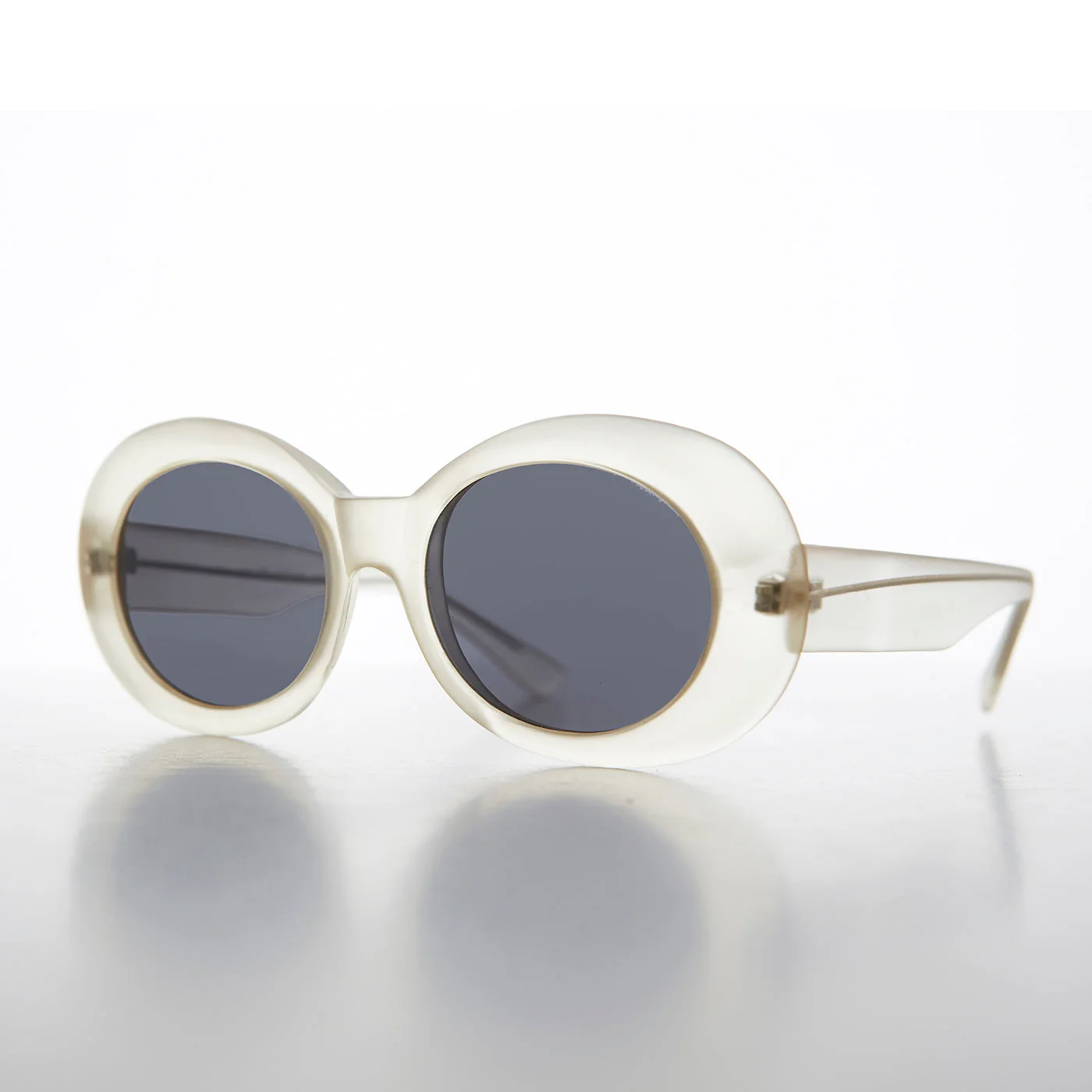 Oval Clout Cat Eye Vintage Sunglasses - Emma - Image 2
