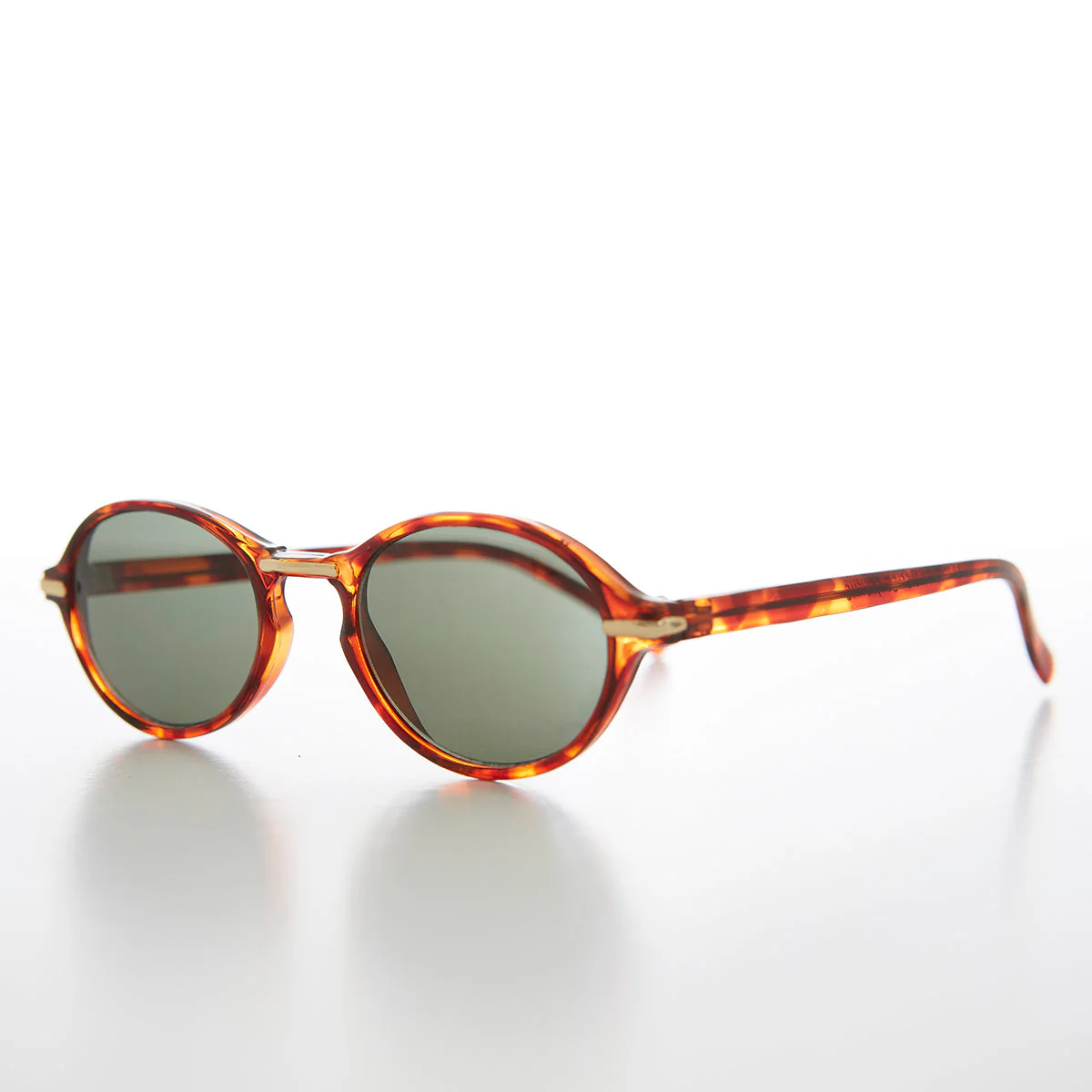 Oval Sunglass with Gold Accents Key Hole Bridge - Cooper - Image 2
