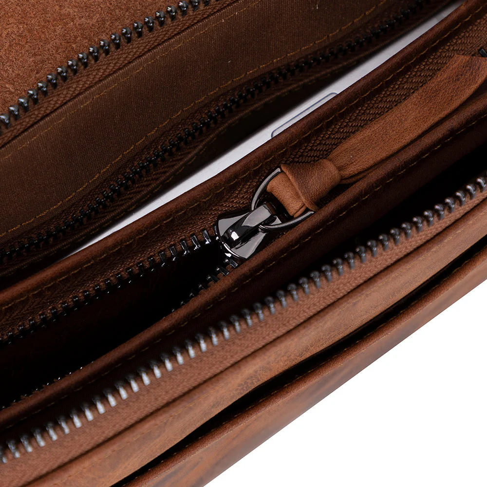 Prestige Leather Clutch Bag - Image 10