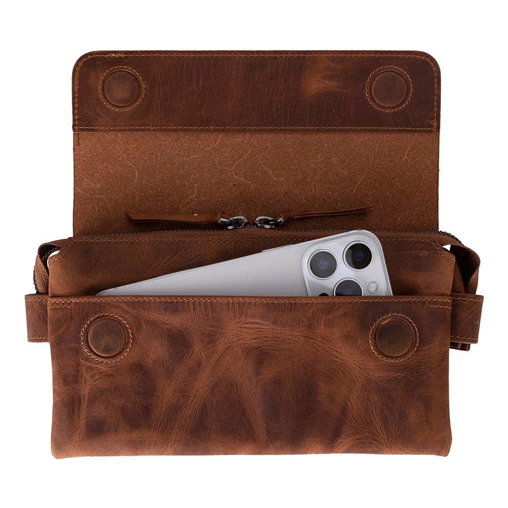 Prestige Leather Clutch Bag - Image 6