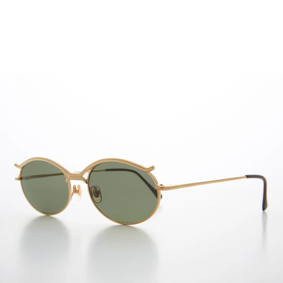 Rare  Oval Vintage 90s Optical Frame Sunglass - Fate