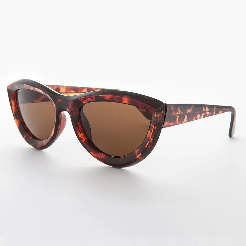 Rare Oversized Mod Cat Eye Chunky Sunglass - Big Momma - Image 8