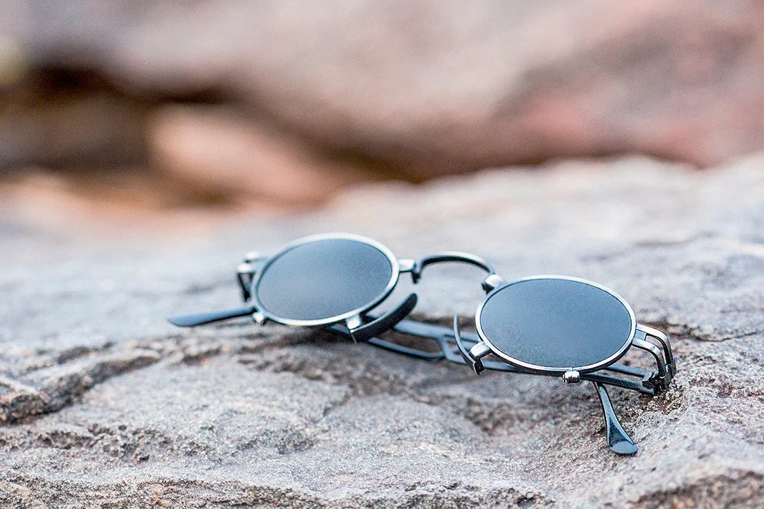 Rare Vintage Steampunk Sunglass with Metal Nose Piece - Jules - Image 4