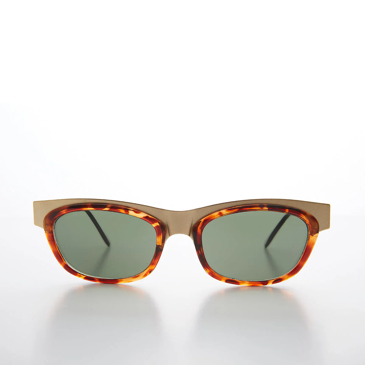 Rectangular Cat Eye Vintage Women's Sunglasses - Valentini - Image 3