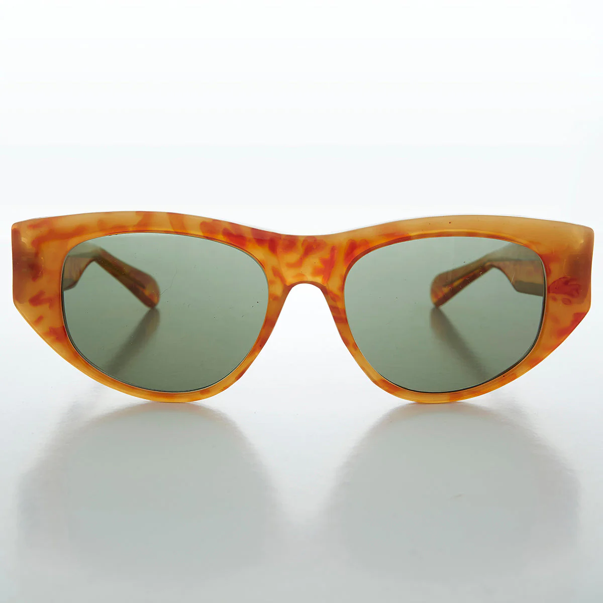 Rectangular Frame Cat Eye Vintage Sunglass  - Marion - Image 3
