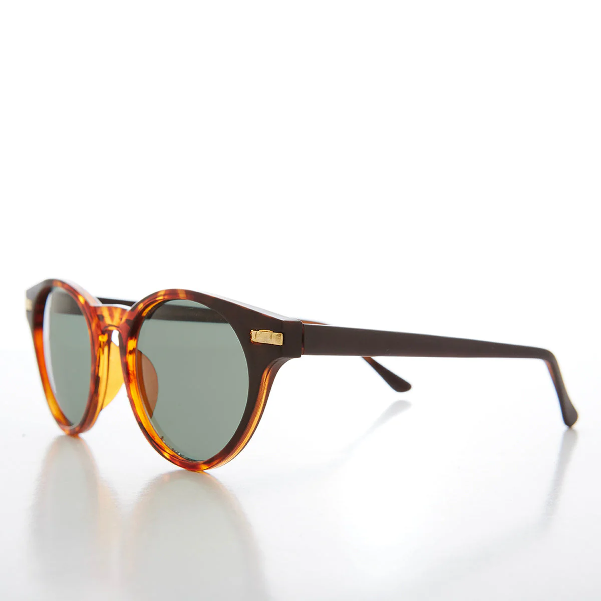 Round Horn Rim Retro Sunglasses - Croft - Image 4