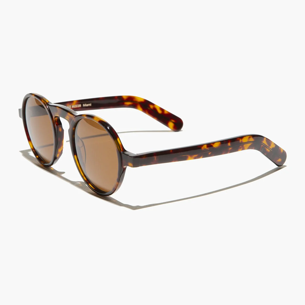 Round Retro Sunglass with Polarized Lens - Miami - Image 6