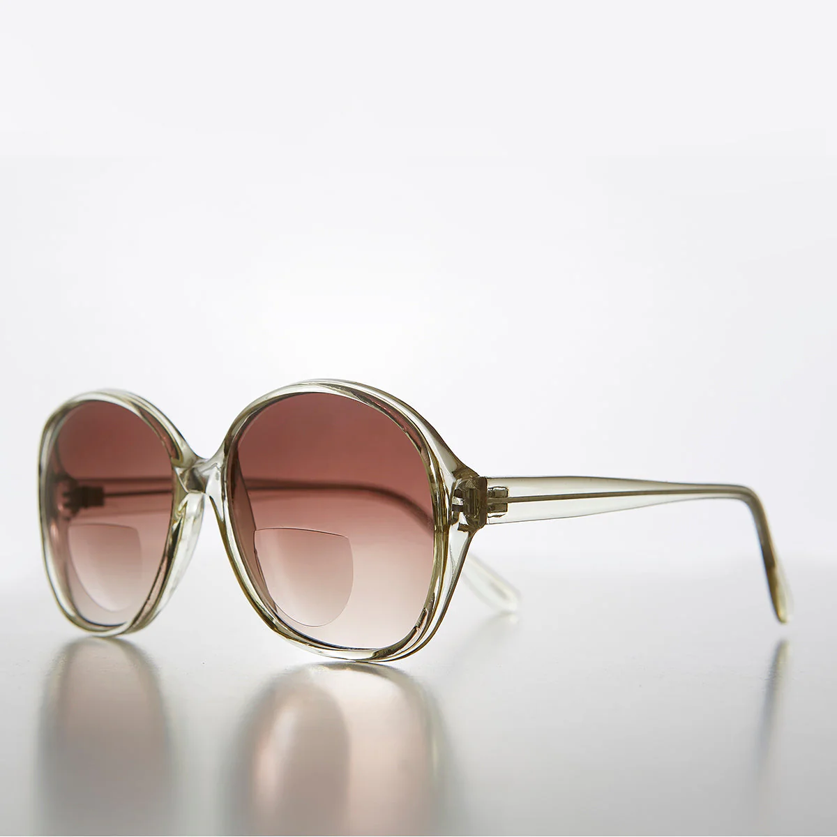 Round Women's Bifocal Reading Sunglasses - Alice - Image 2