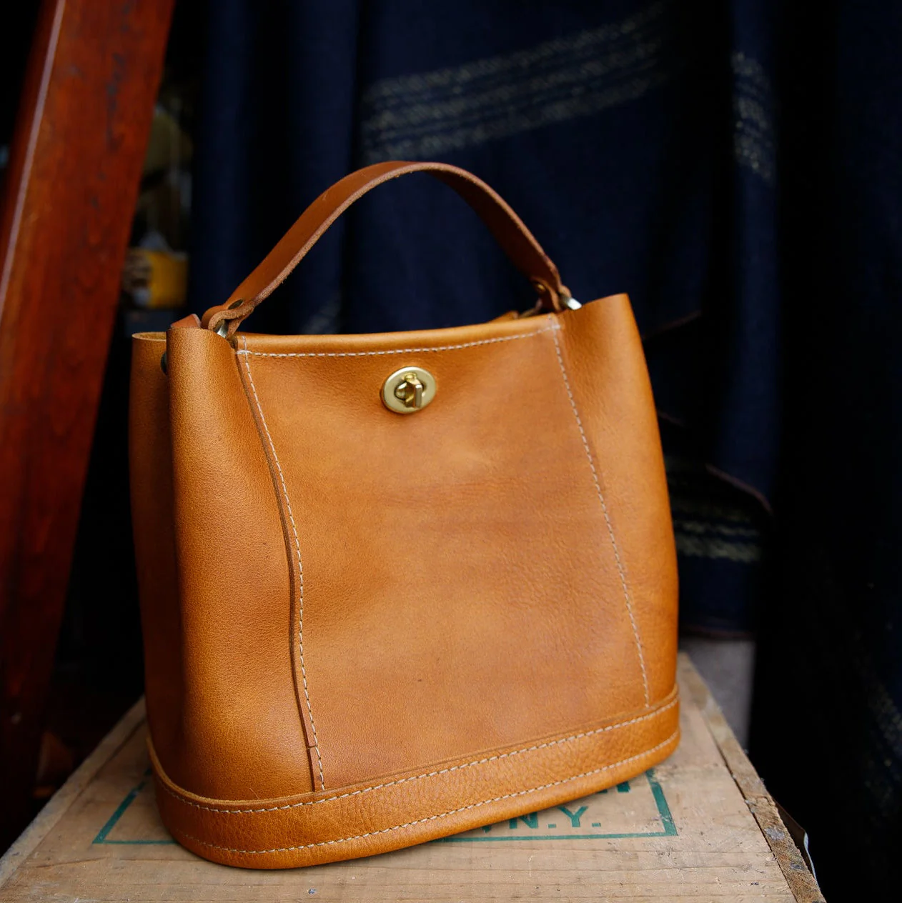 Sierra Convertible Handbag - USA Made - Image 6