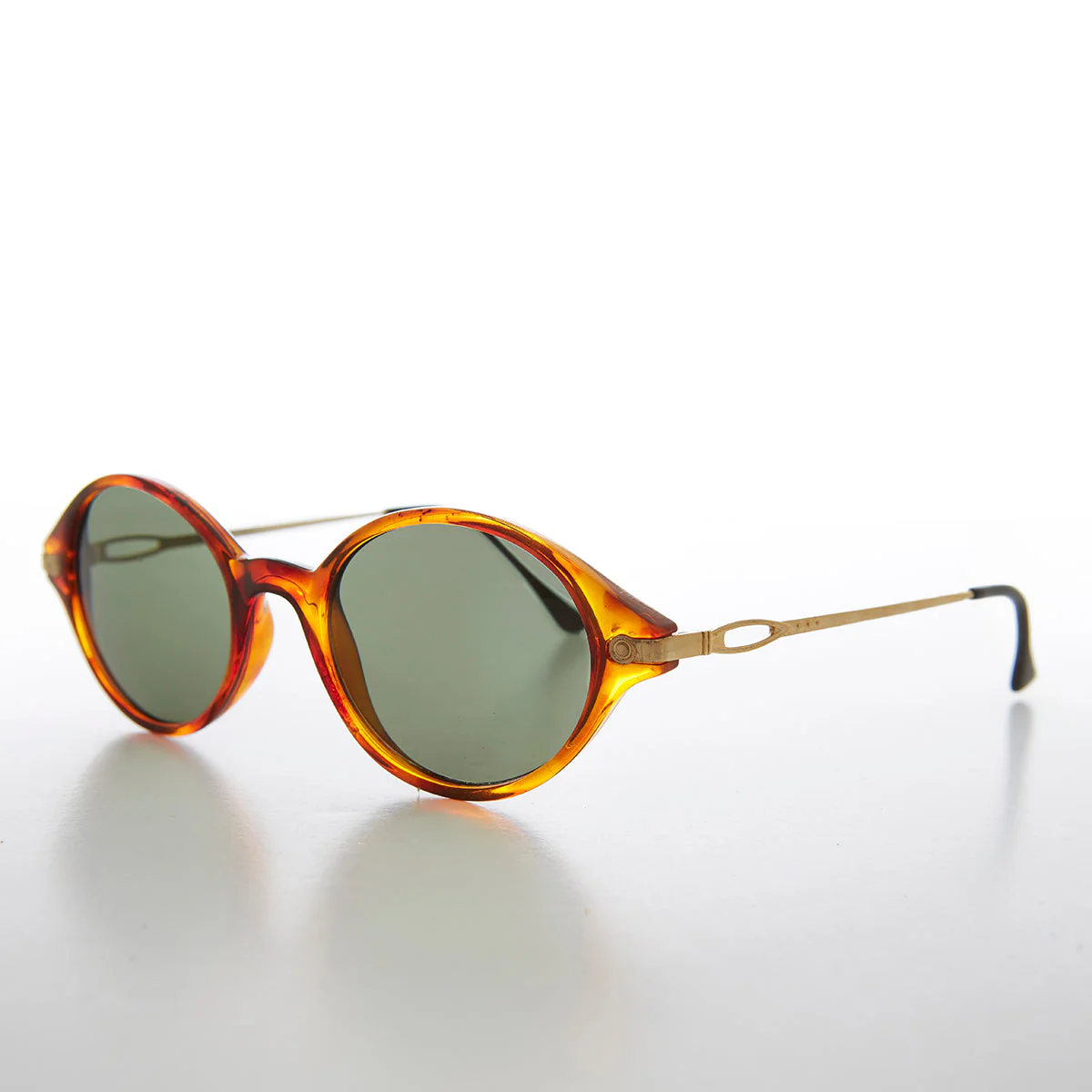 Simple Oval 90s Unisex Sunglass - Binxy - Image 4