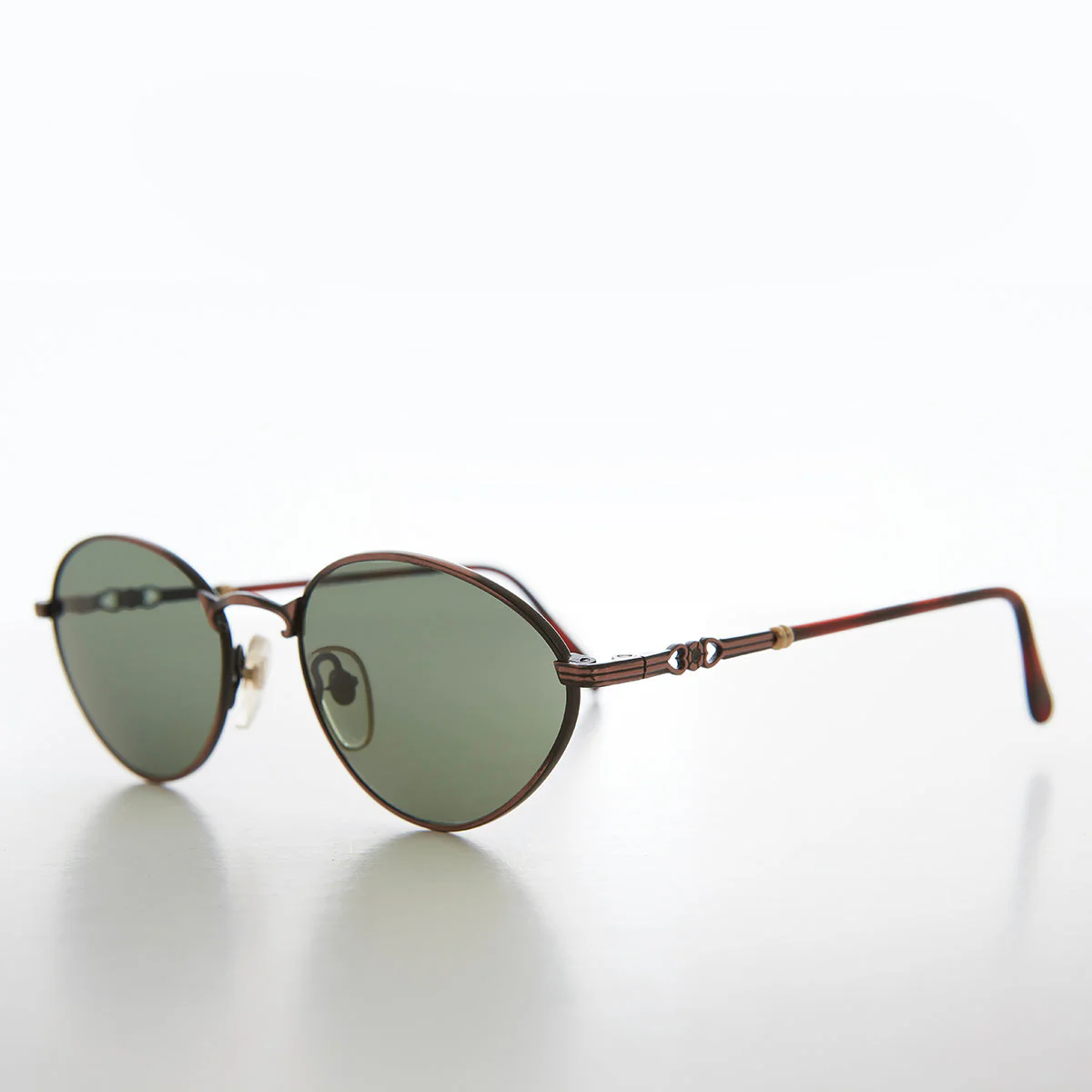 Simple Oval Minimal Vintage Sunglasses - Torres - Image 8