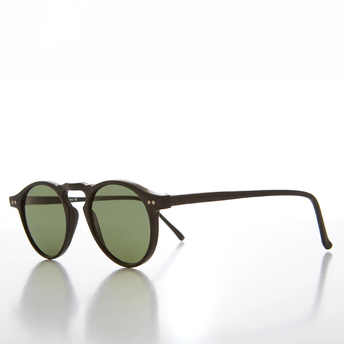 Small Round Retro Vintage Sunglass - Penn - Image 2