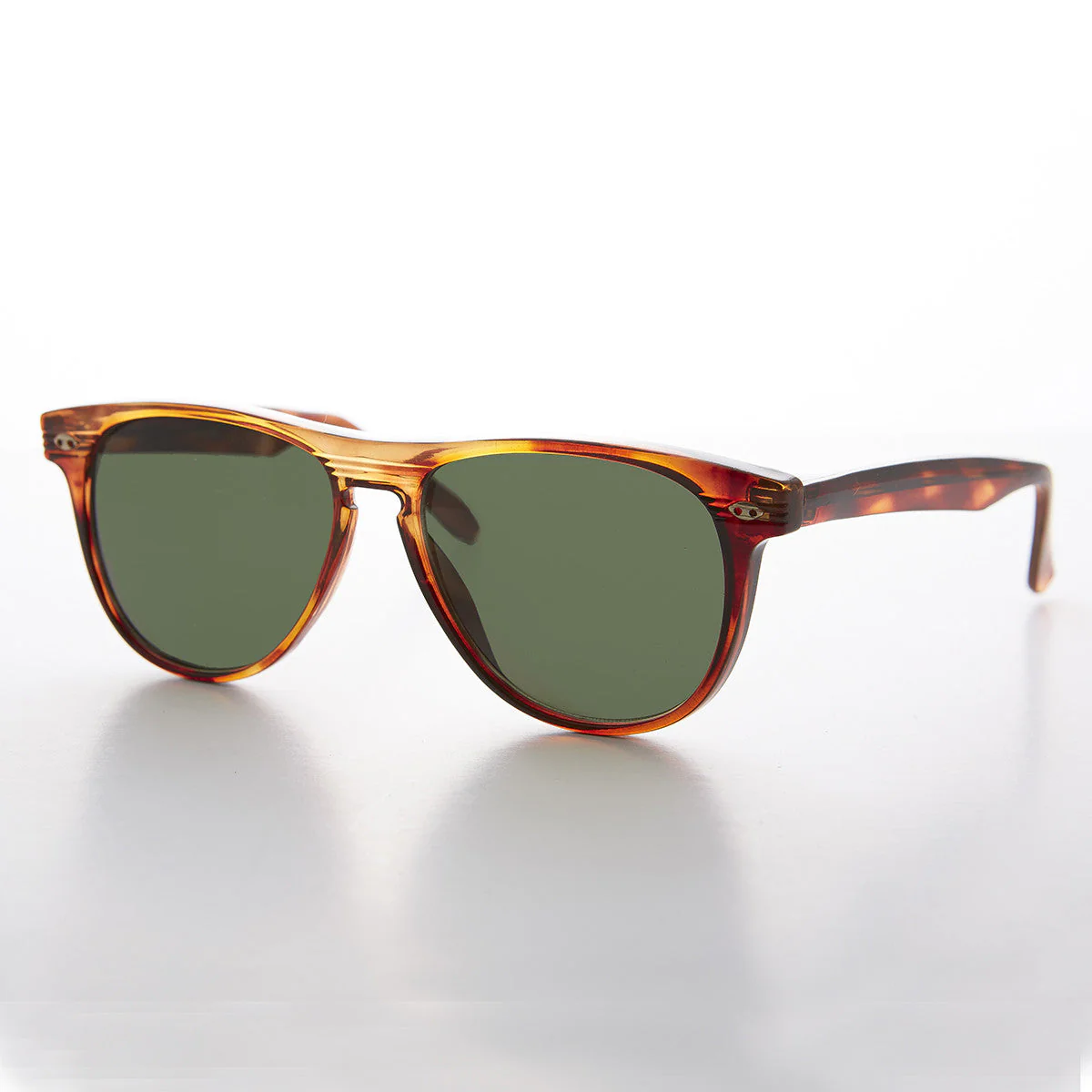 Sporty Racer Vintage Sunglass with Keyhole Bridge - Elvin - Image 2