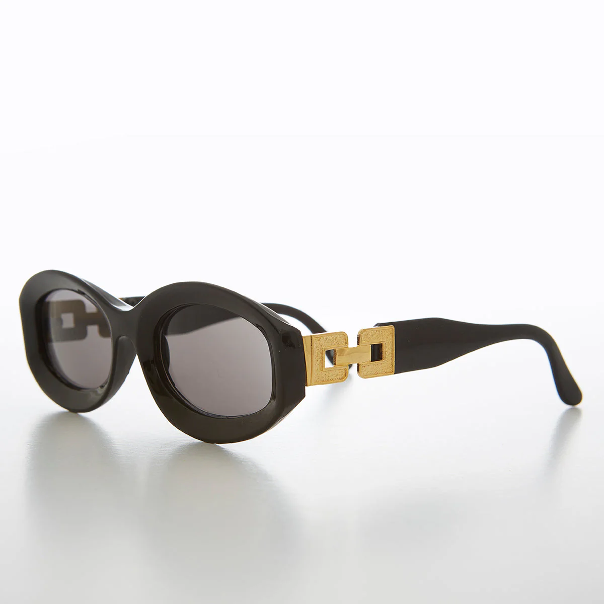 Thick Wide Frame with Chain Link Temples - Lyric - Image 9