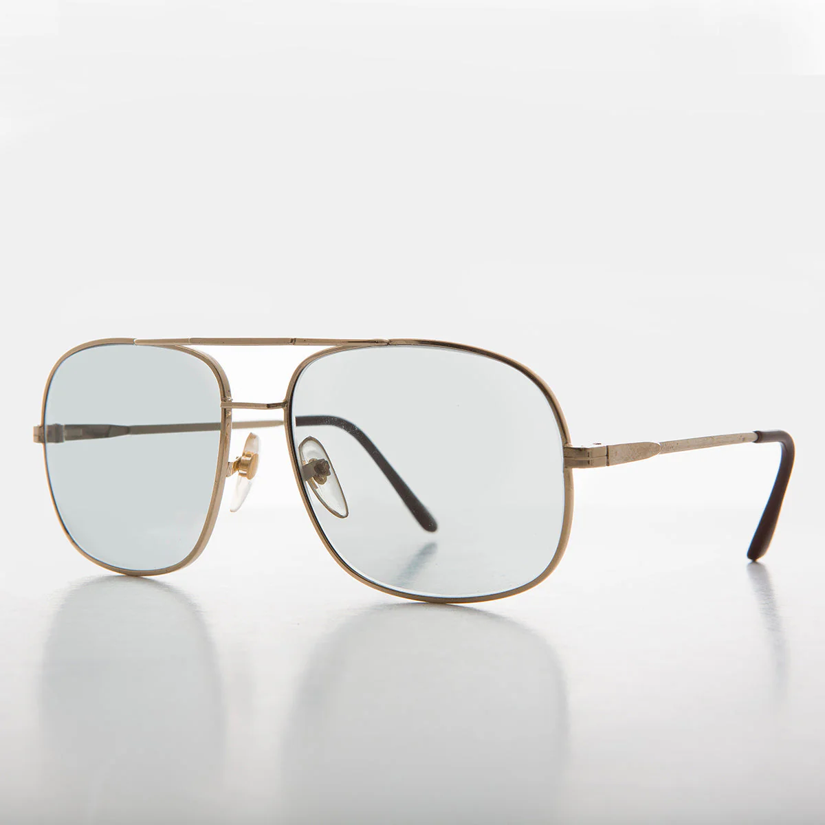 Vintage Aviator Sunglass with Glass Transition Lenses - Bandit - Image 2