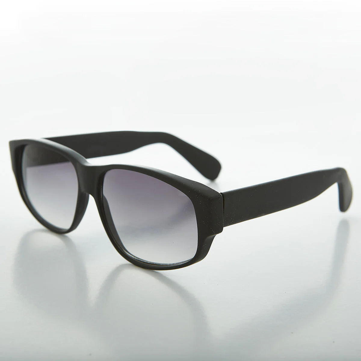 Wide Rectangular Mod Vintage Sunglass - Fez - Image 4