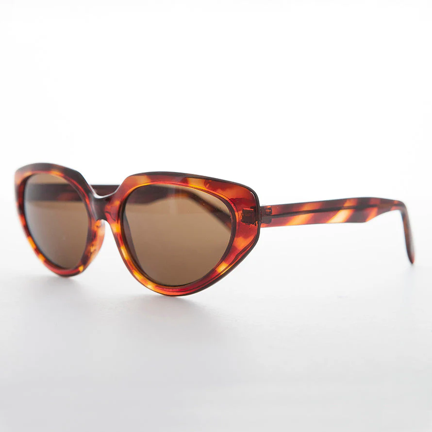 Women's Oversized Cat Eye Vintage Sunglasses - Ava - Image 4