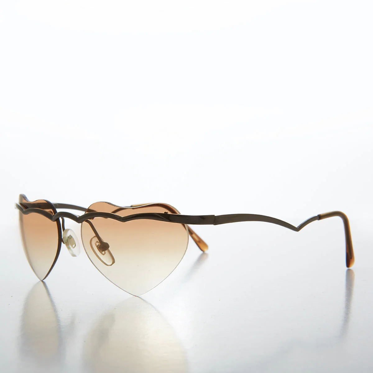 Y2K Heart Shaped Sunglasses - Shea - Image 2